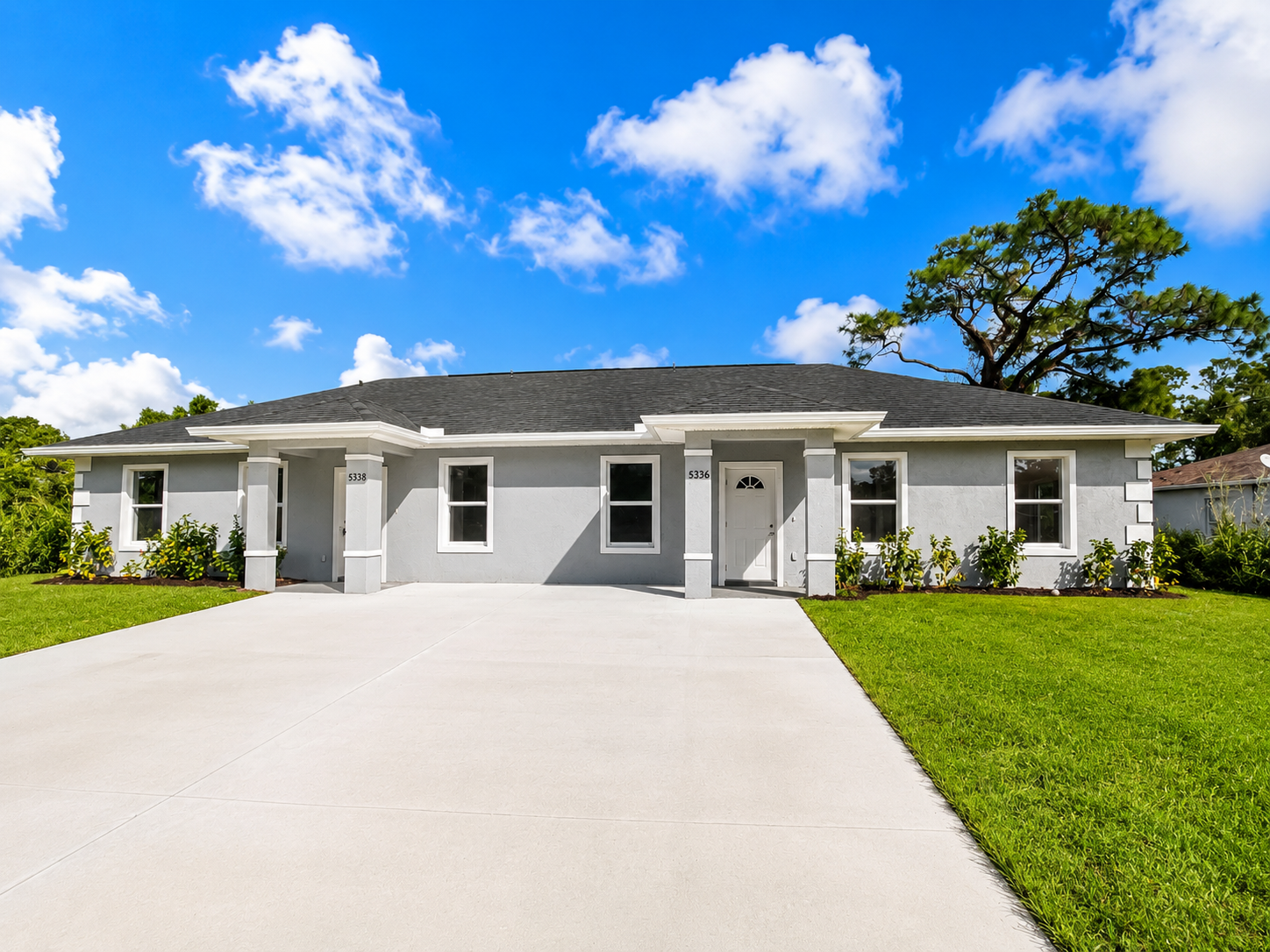 Duplex 5336/5338 29th St SW, Lehigh Acres
